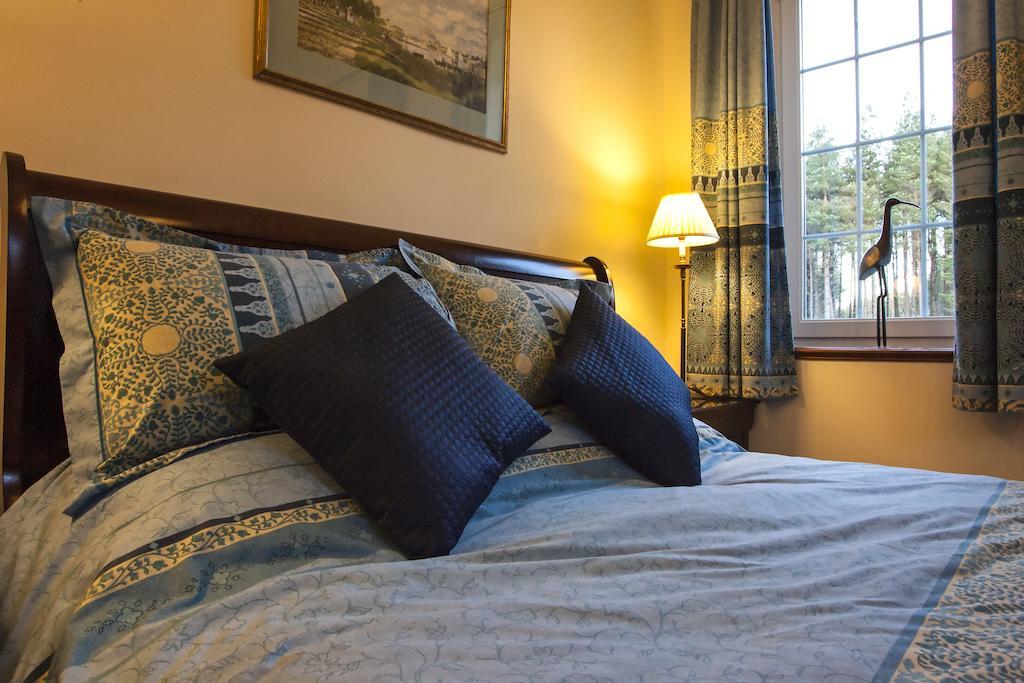 Dinichean House Bed and Breakfast Daviot  Buitenkant foto