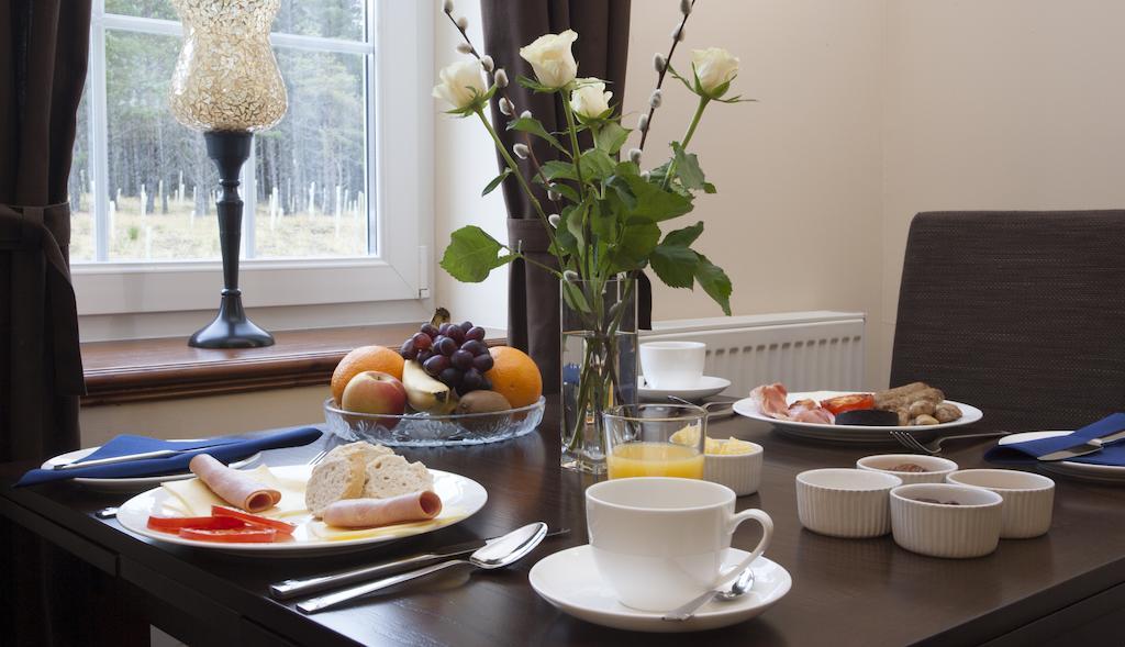 Dinichean House Bed and Breakfast Daviot  Buitenkant foto