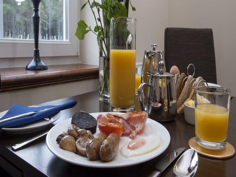 Dinichean House Bed and Breakfast Daviot  Buitenkant foto